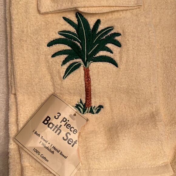 NWT 3 piece bath set w/ palm trees - Picture 3 of 9